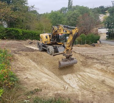 Terrassement - Aguirre TP - SPÉCIALISTE EN AMÉNAGEMENT EXTÉRIEURS - TRAVAUX DE TERRASSEMENT & TRAVAUX PUBLIC